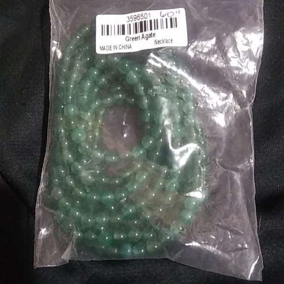 Women's Green Agate 60" Endless Extra Long Beaded Necklace - Picture 5 of 5